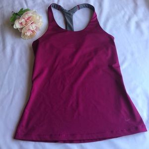 Nike dri fit work out top Size M